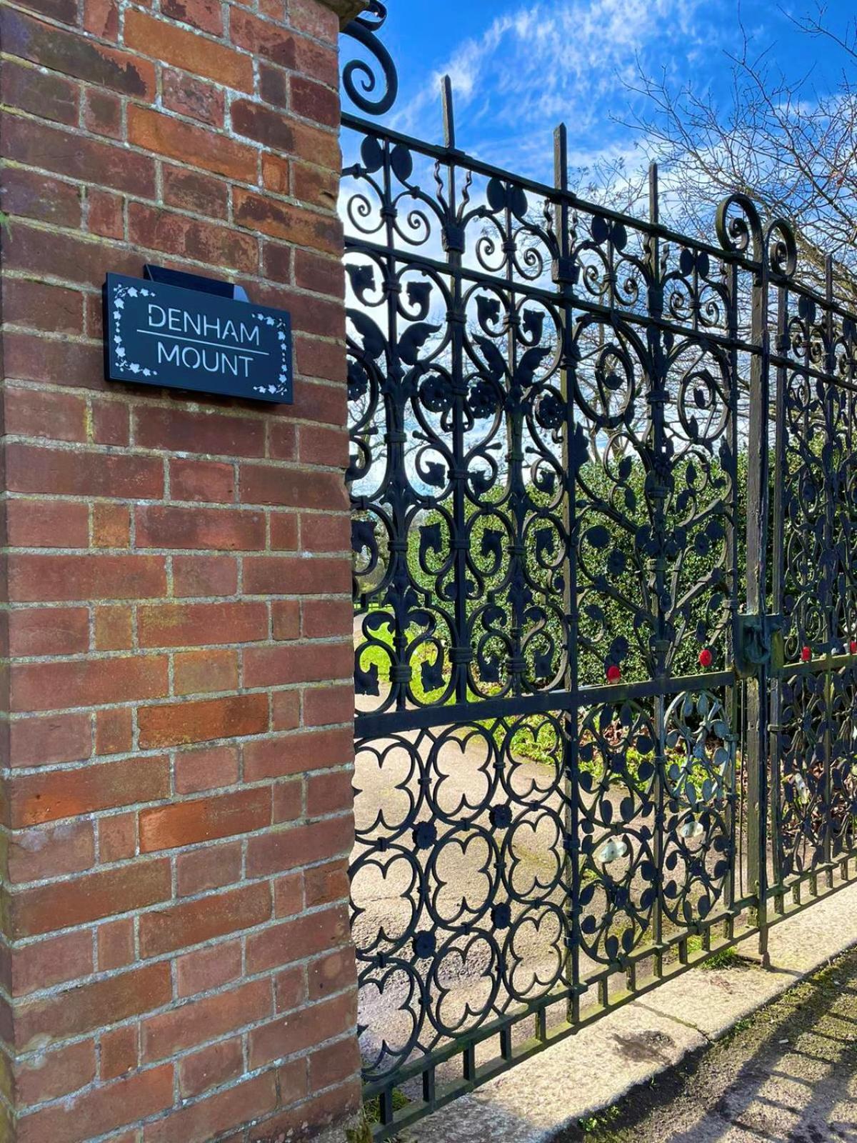 Denham Mount *