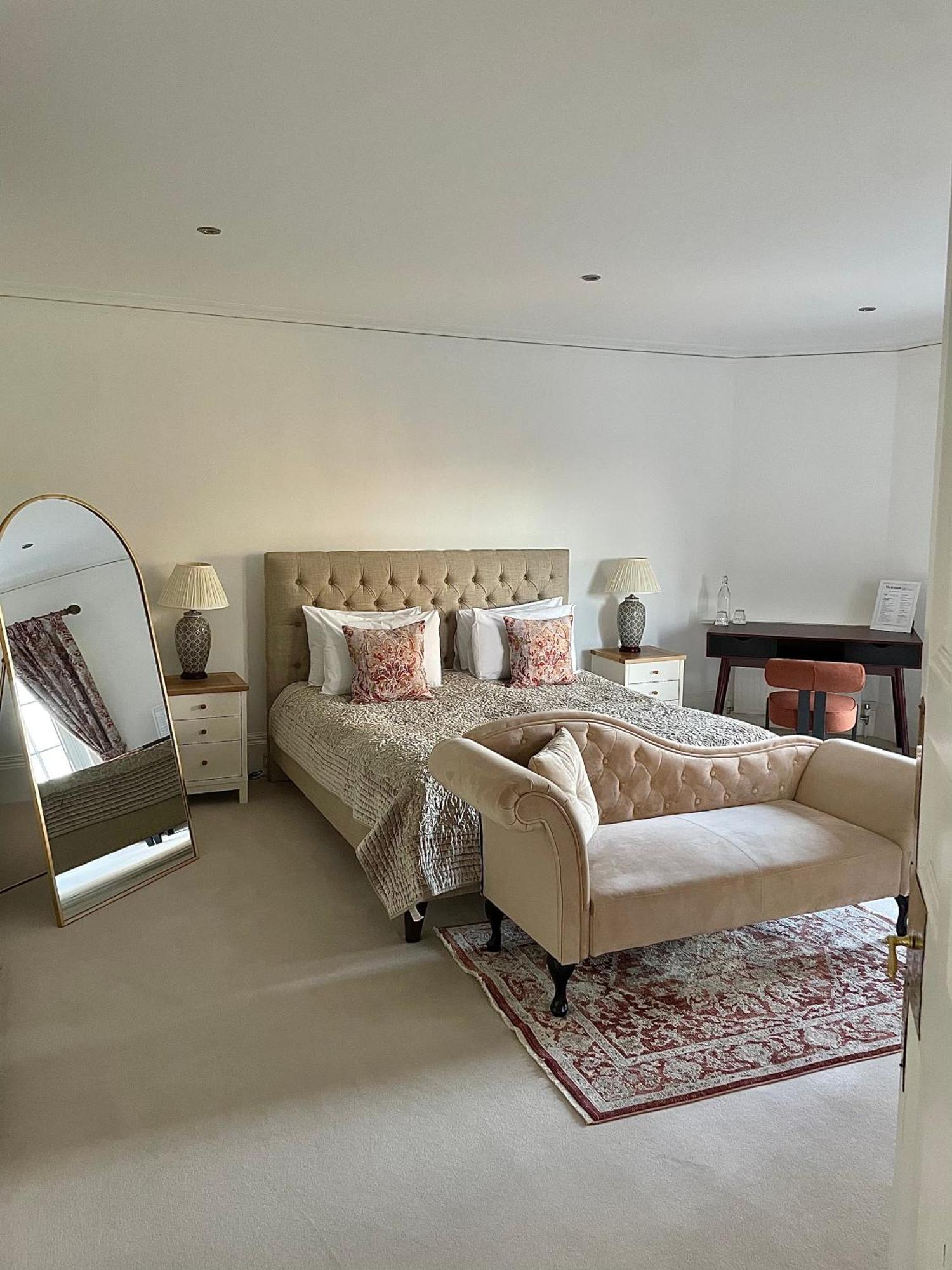 Country house Denham Mount Gerrards Cross